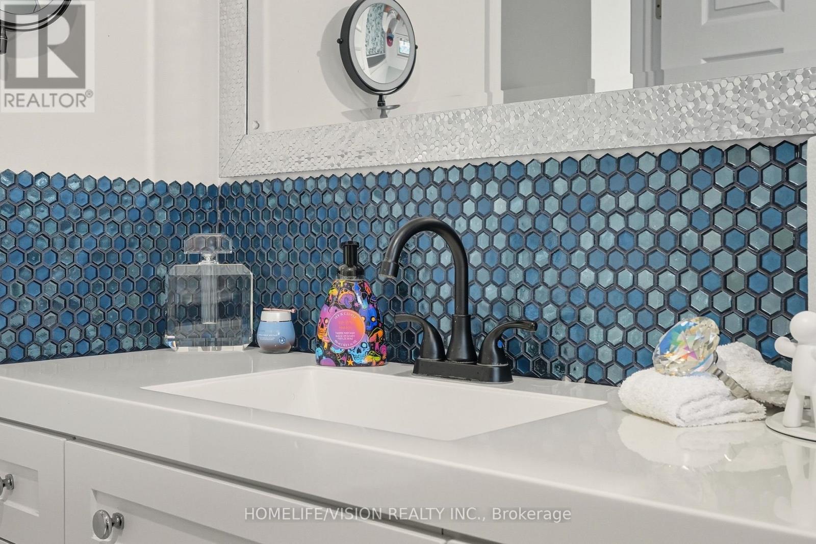 65 Bolster Lane, Georgina, Ontario  L0E 1N0 - Photo 28 - N12971252