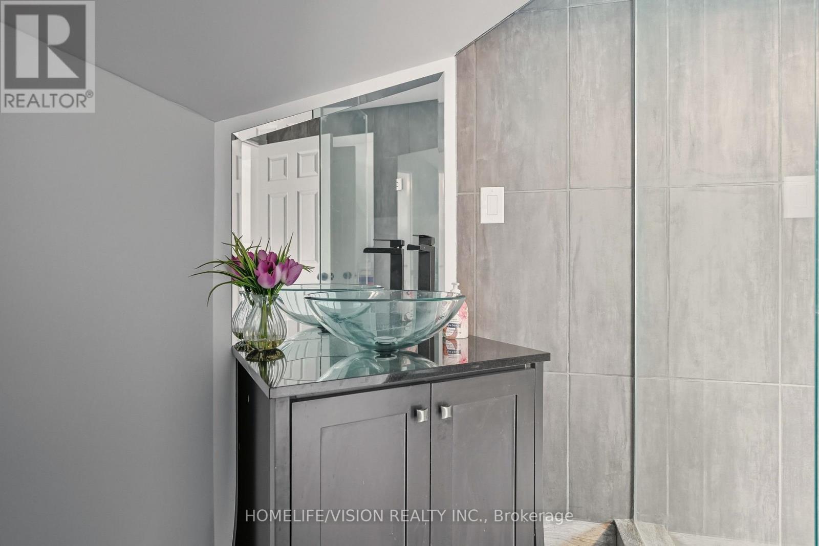 65 Bolster Lane, Georgina, Ontario  L0E 1N0 - Photo 39 - N12971252