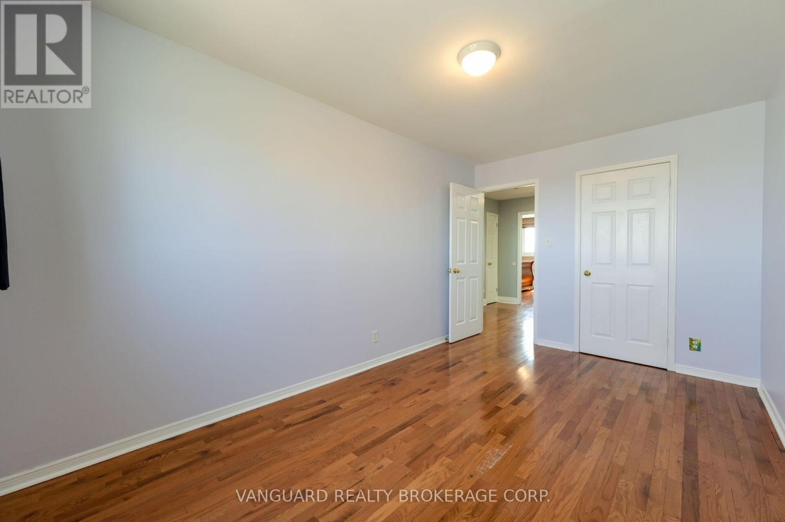 376 Britannia Avenue N, Bradford West Gwillimbury (Bradford), Ontario  L3Z 1A7 - Photo 28 - N12971276