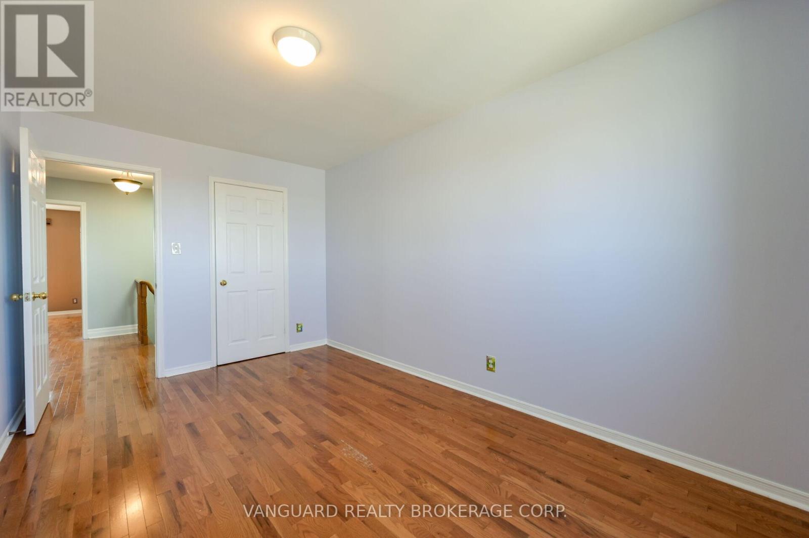 376 Britannia Avenue N, Bradford West Gwillimbury (Bradford), Ontario  L3Z 1A7 - Photo 29 - N12971276