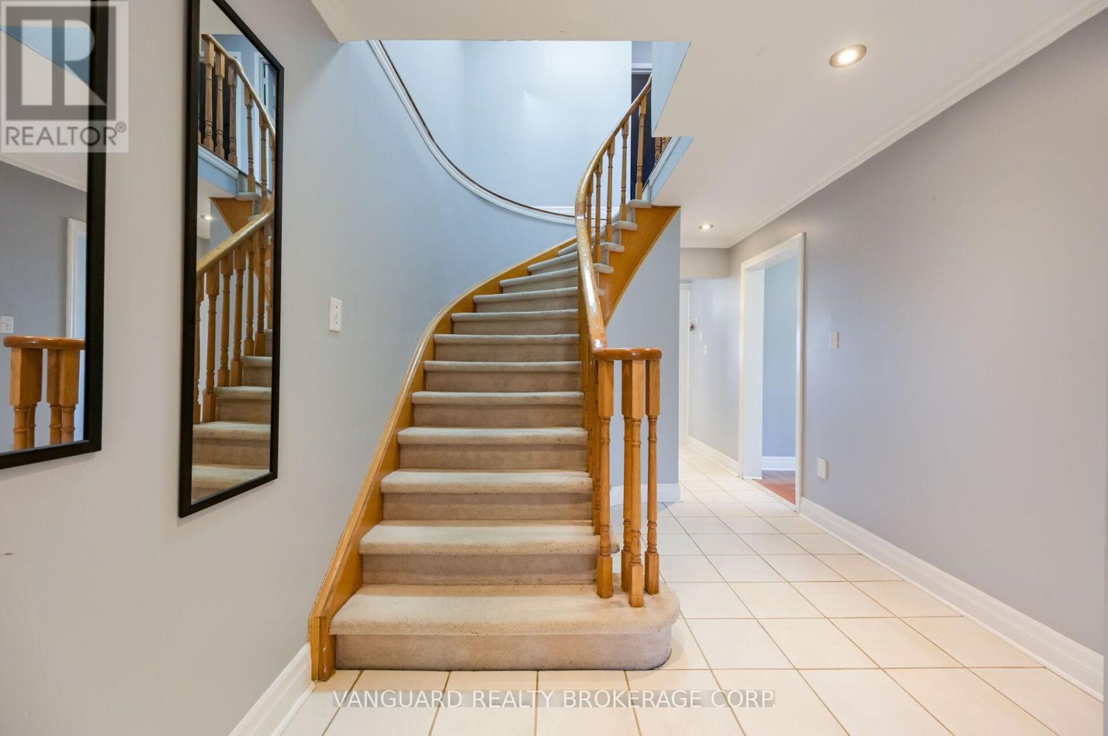 376 Britannia Avenue N, Bradford West Gwillimbury (Bradford), Ontario  L3Z 1A7 - Photo 7 - N12971276