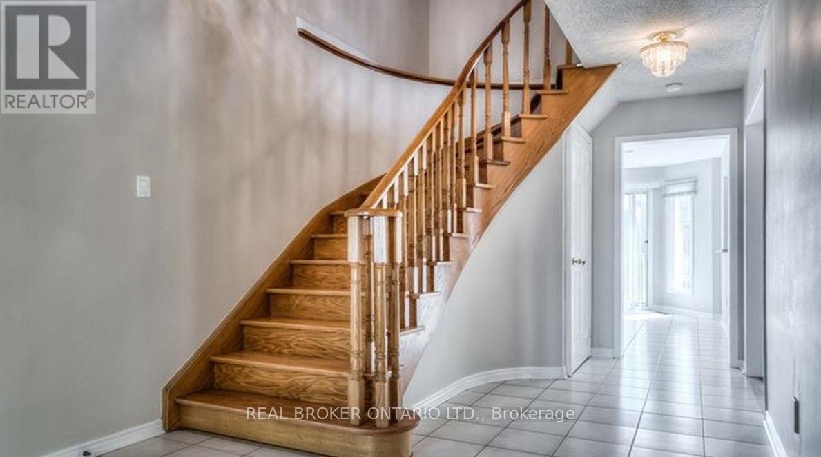 27 Alicewood Drive, Markham, Ontario  L3S 3E3 - Photo 13 - N12971288