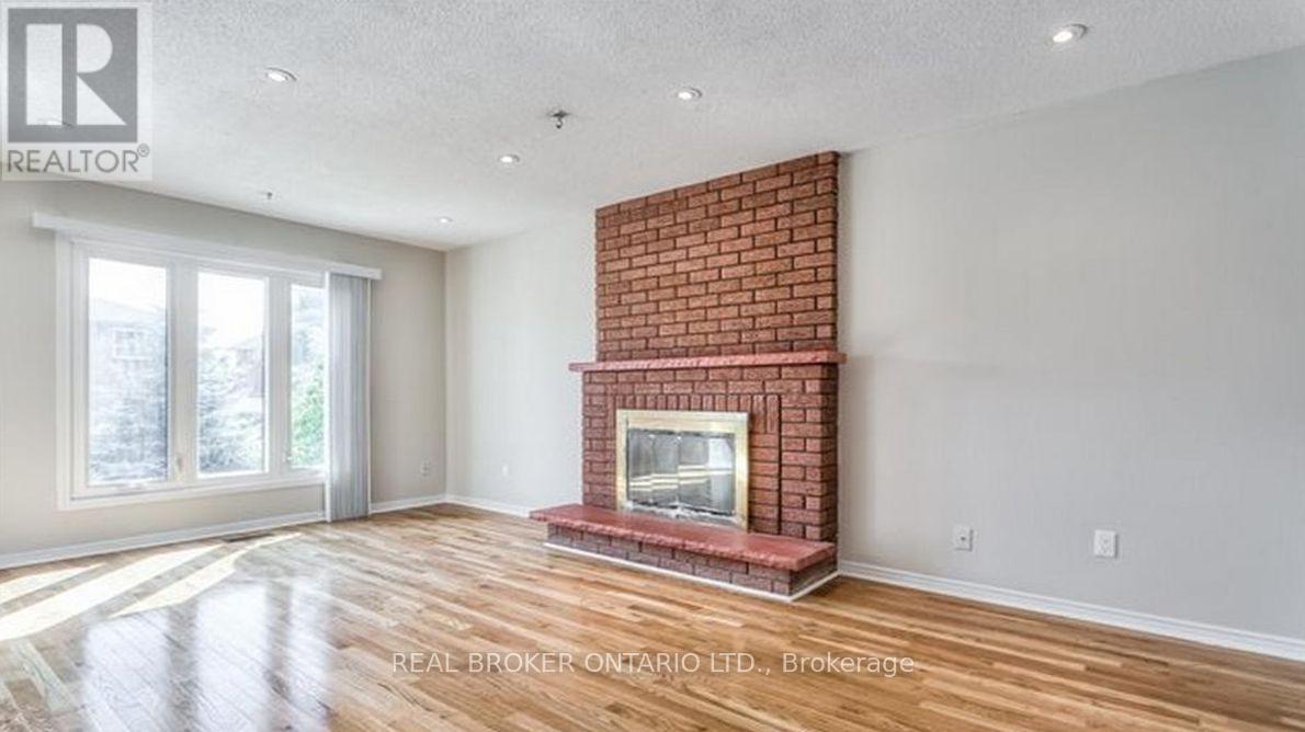 27 Alicewood Drive, Markham, Ontario  L3S 3E3 - Photo 16 - N12971288