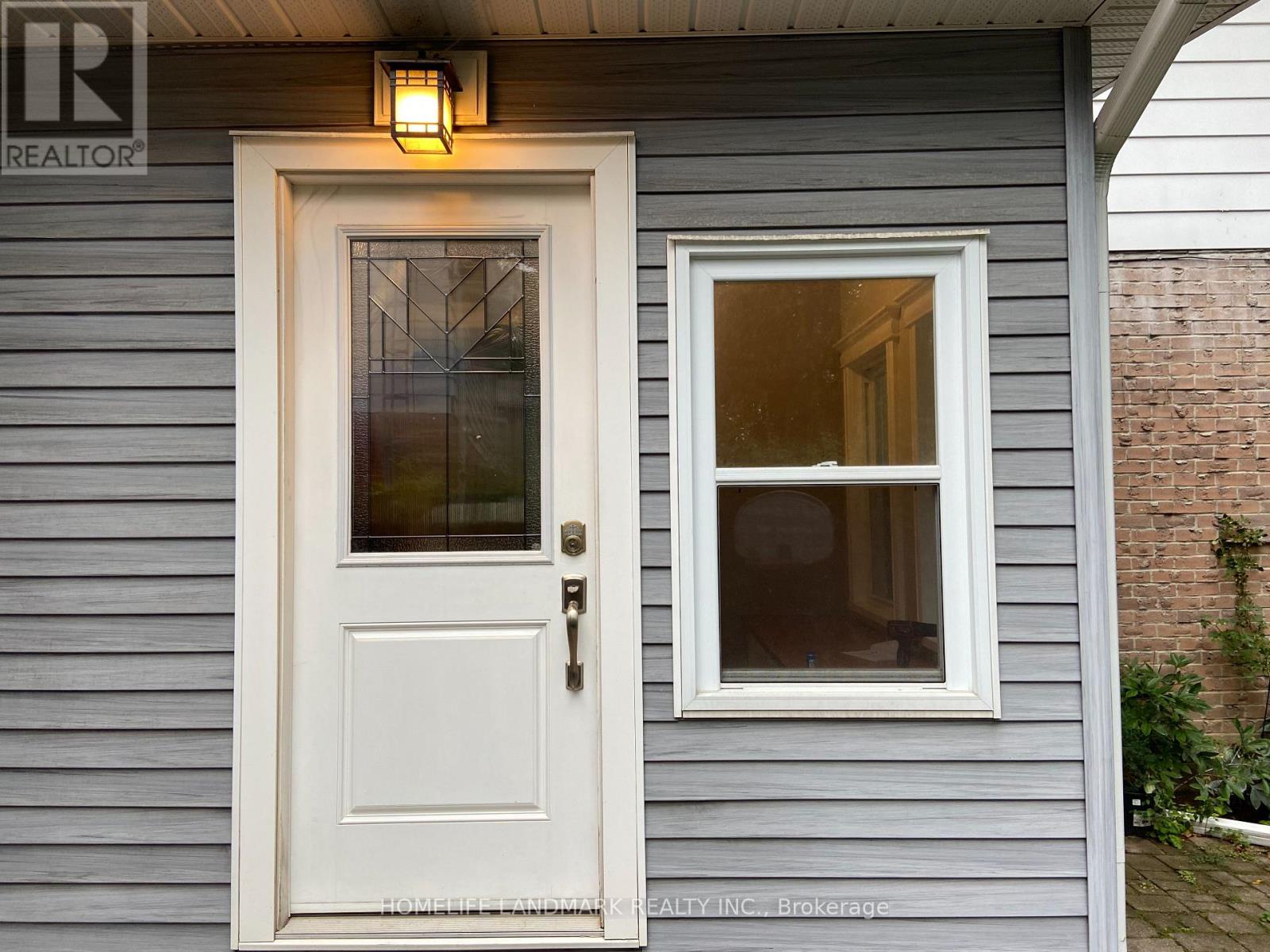 Main+bsmt - 1 Christman Court, Markham, Ontario  L3P 3C7 - Photo 2 - N12971312