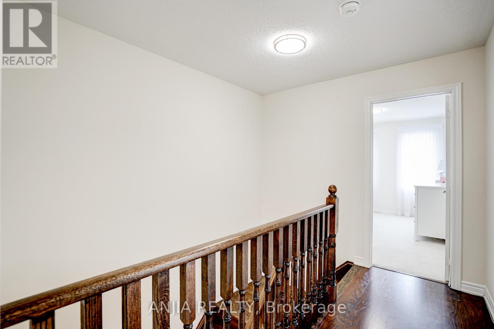 25 Collier Crescent, Markham, Ontario  L6E 0T2 - Photo 15 - N12971382