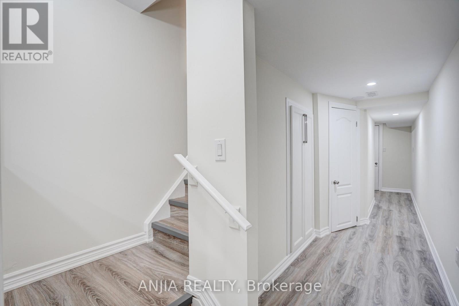 25 Collier Crescent, Markham, Ontario  L6E 0T2 - Photo 29 - N12971382