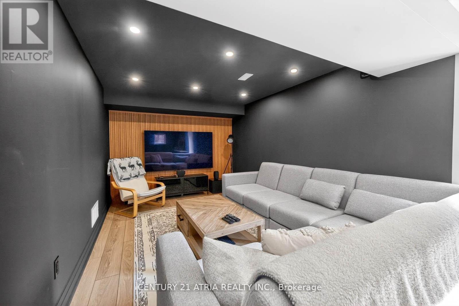 29 Rothwell Street, Aurora, Ontario  L4G 0V6 - Photo 29 - N12971394