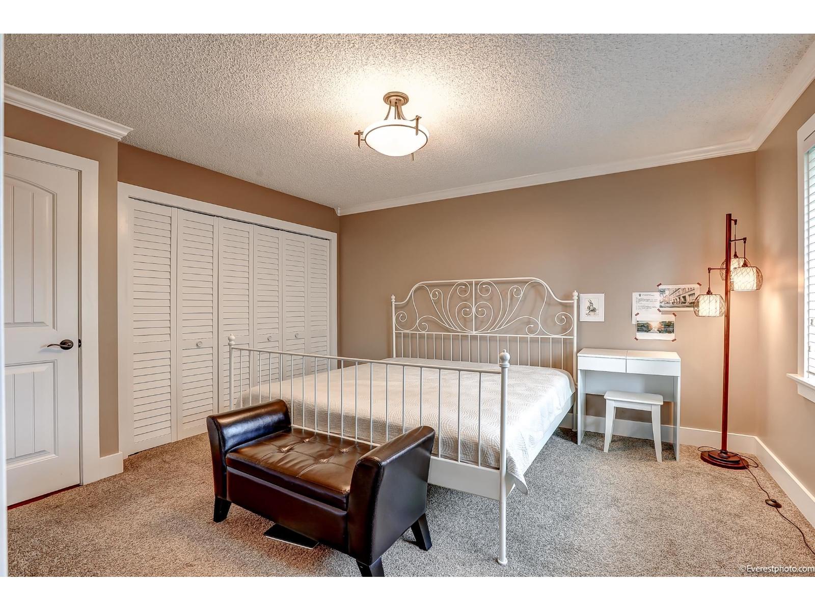 2064 156a Street, Surrey, British Columbia  V4A 6S3 - Photo 16 - R3106993