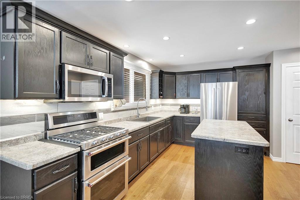 170 Paris Road, Brantford, Ontario  N3R 6M4 - Photo 6 - 40816347