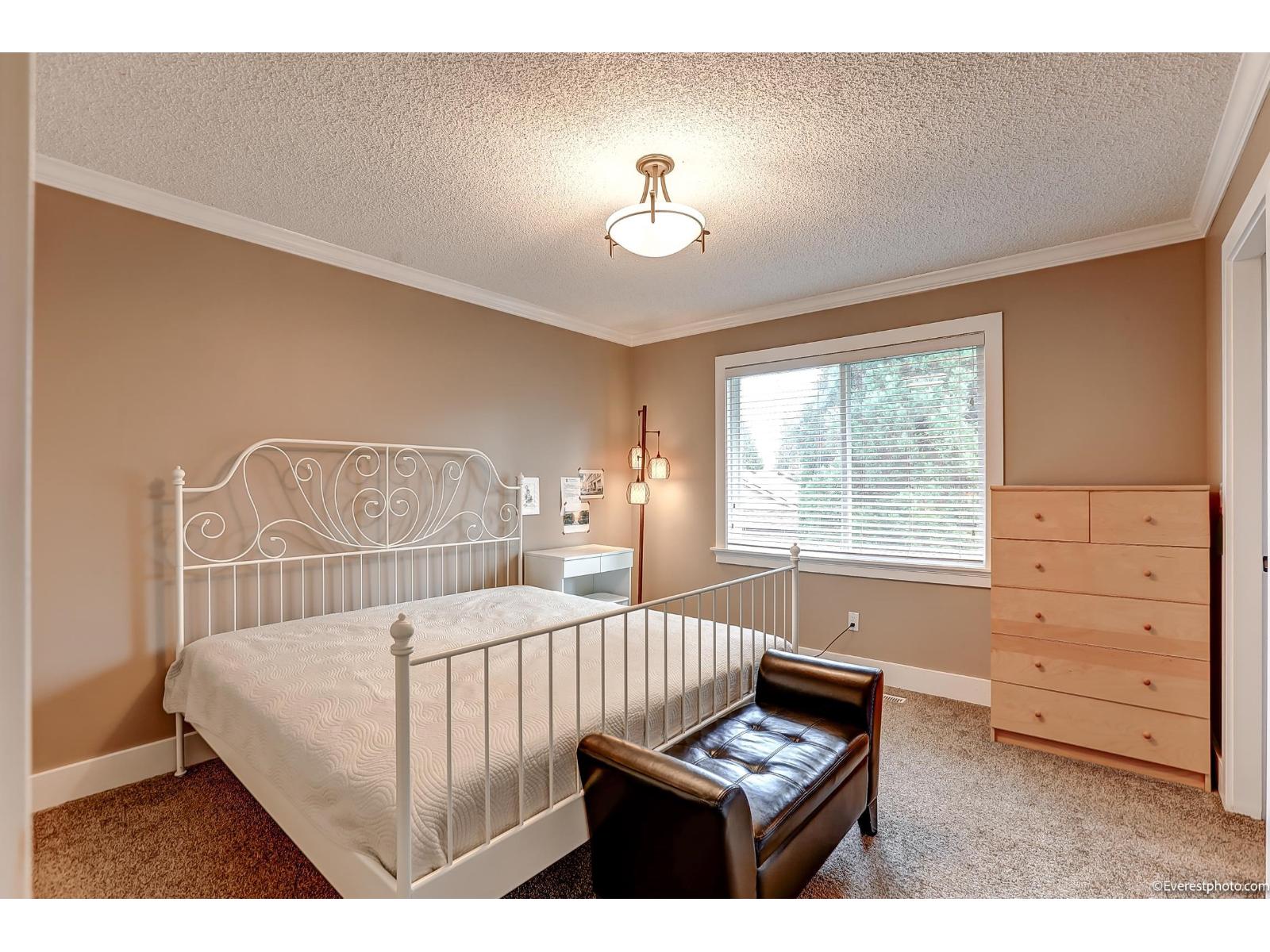 2064 156a Street, Surrey, British Columbia  V4A 6S3 - Photo 17 - R3106993