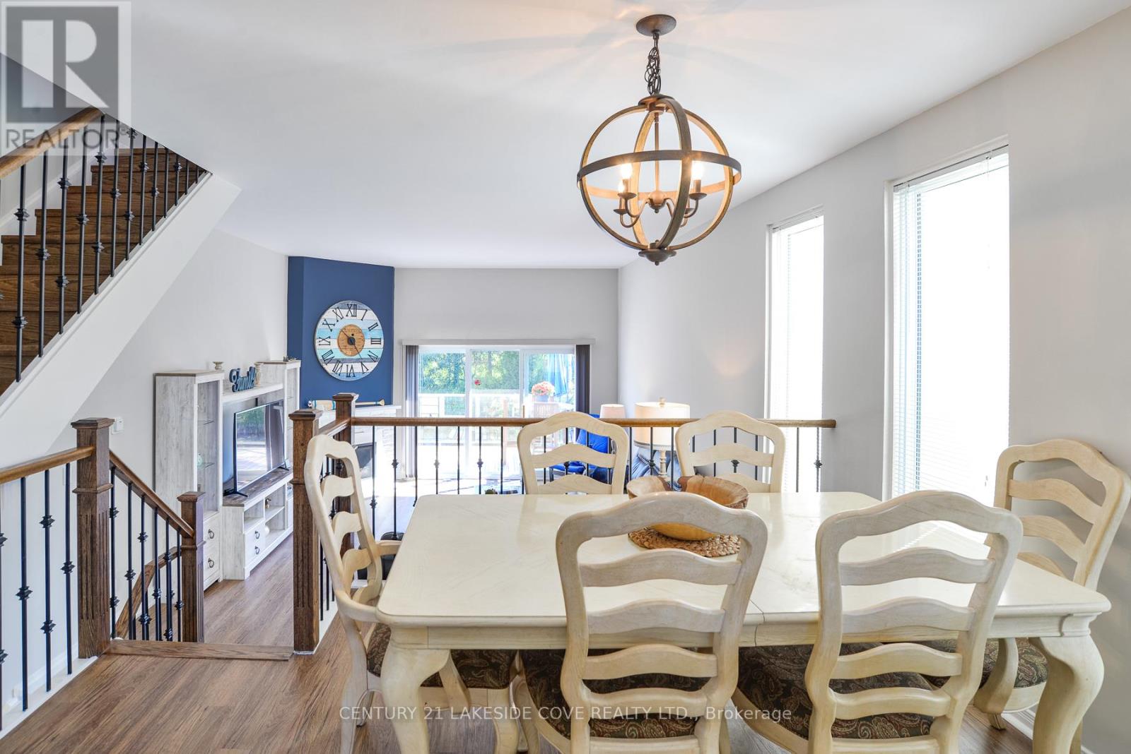 Unit #6 - 4 Paradise Boulevard, Ramara, Ontario  L0K 1B0 - Photo 10 - S12856224