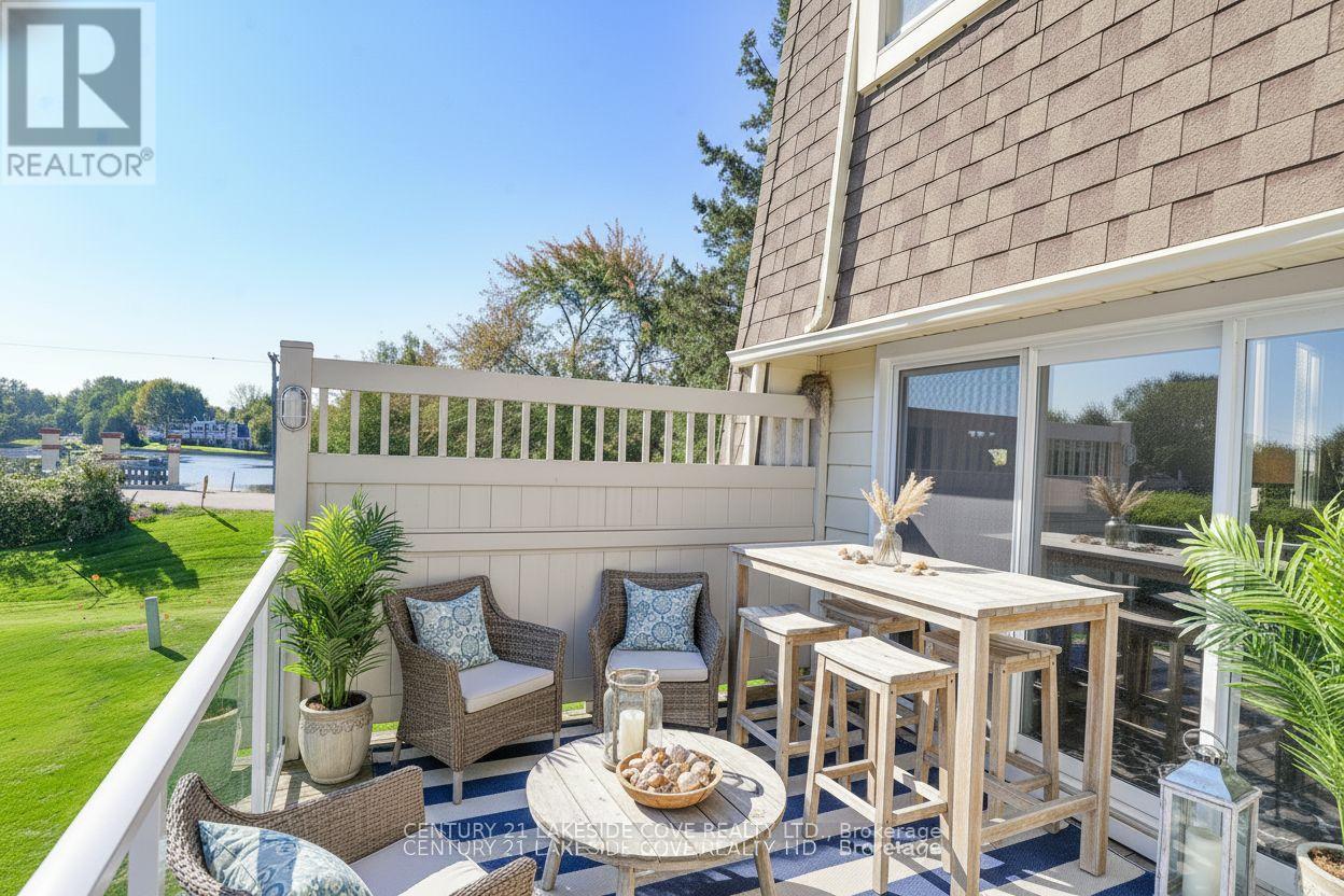 Unit #6 - 4 Paradise Boulevard, Ramara, Ontario  L0K 1B0 - Photo 22 - S12856224