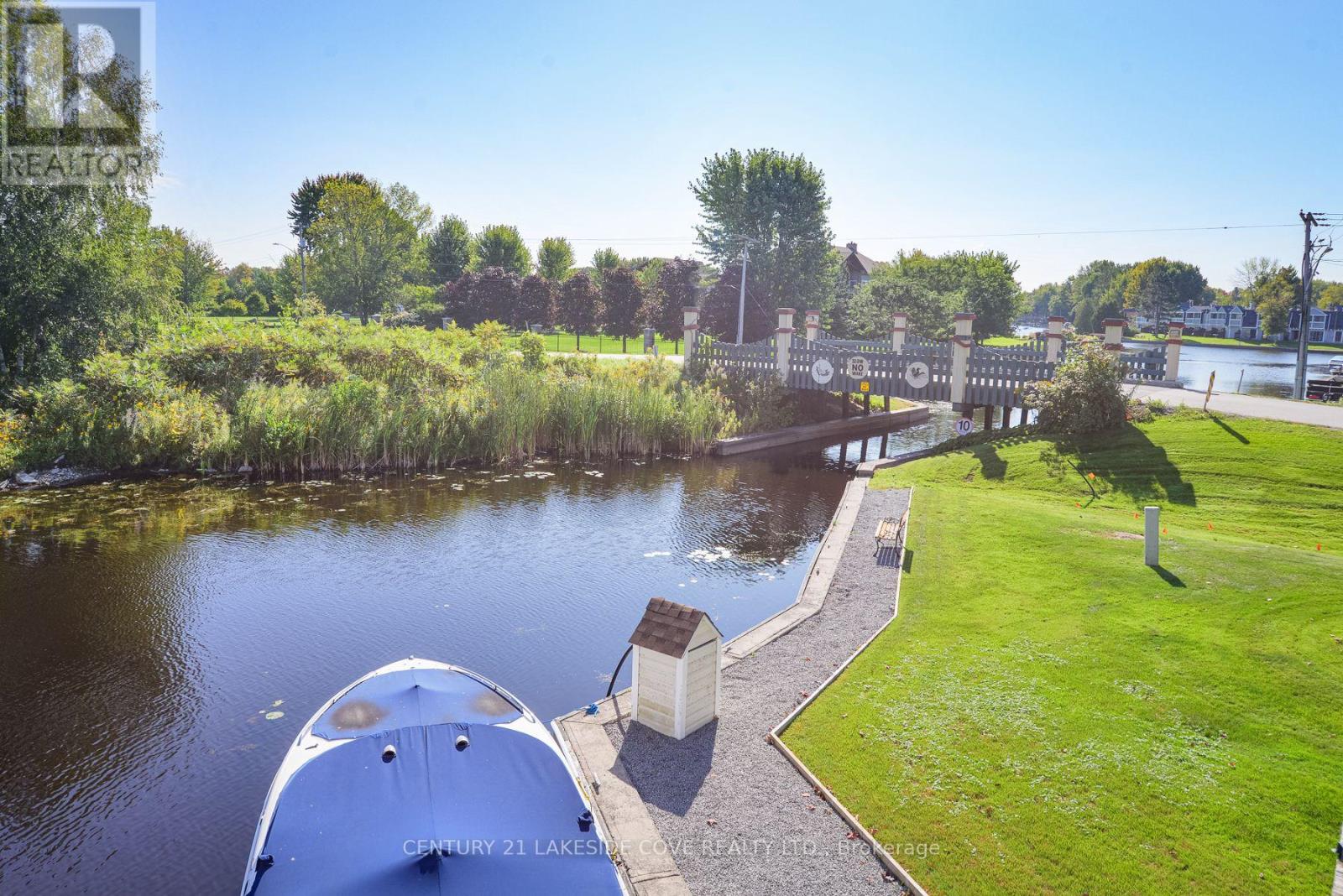 Unit #6 - 4 Paradise Boulevard, Ramara, Ontario  L0K 1B0 - Photo 35 - S12856224