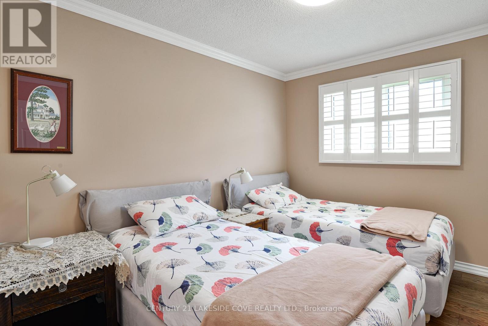 9 Pinetree Court, Ramara, Ontario  L0K 1B0 - Photo 19 - S12863598