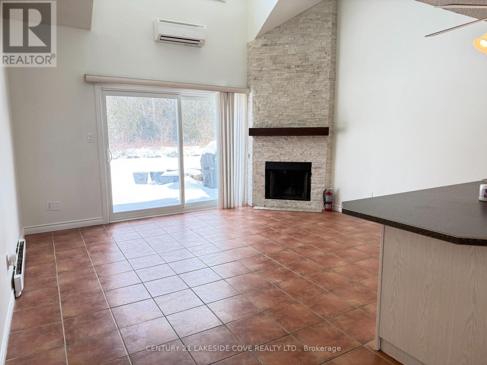 9 - 51 Laguna Parkway, Ramara, Ontario  L0K 1B0 - Photo 6 - S12903838