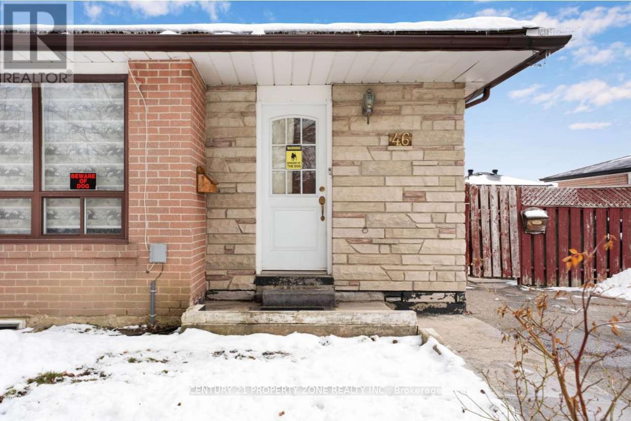 46 Flamingo Crescent, Brampton, Ontario  L6T 2G5 - Photo 2 - W12962124