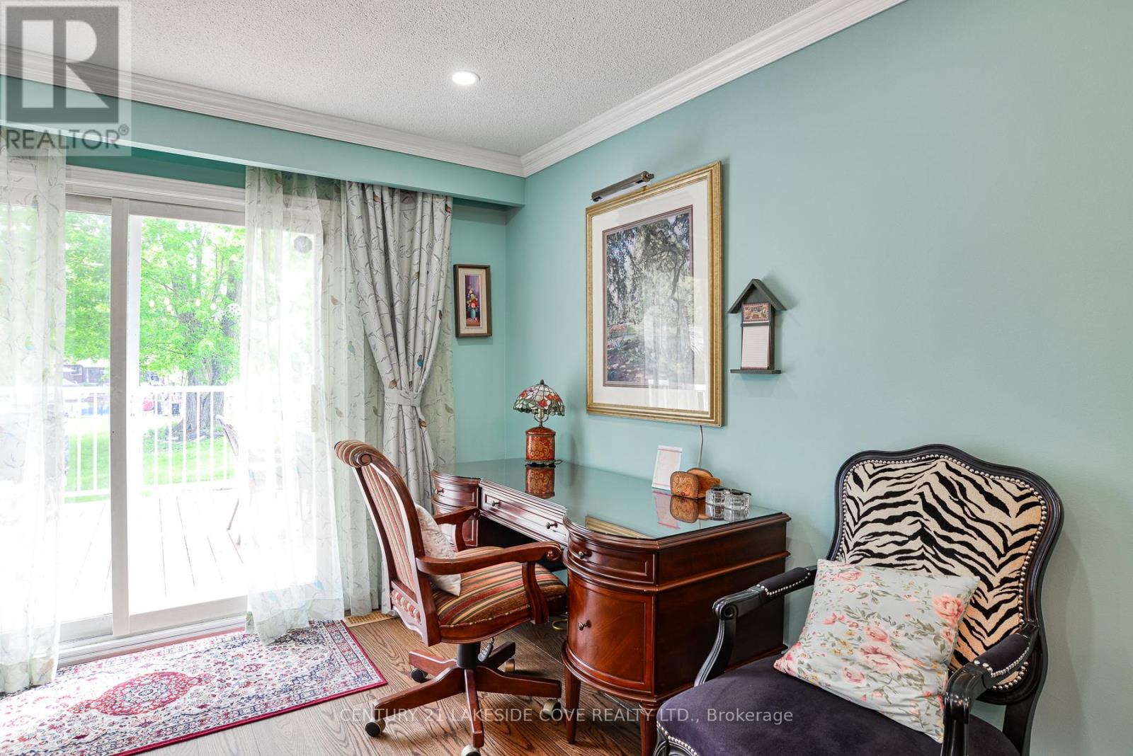 9 Pinetree Court, Ramara, Ontario  L0K 1B0 - Photo 8 - S12863598