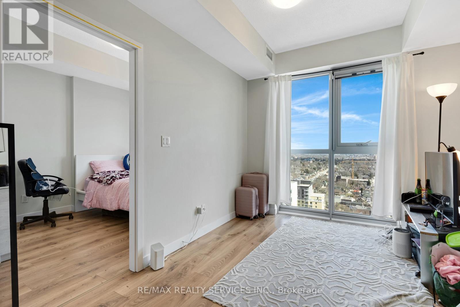 1901 - 60 Frederick Street, Kitchener, Ontario  N2H 0C7 - Photo 23 - X12901008