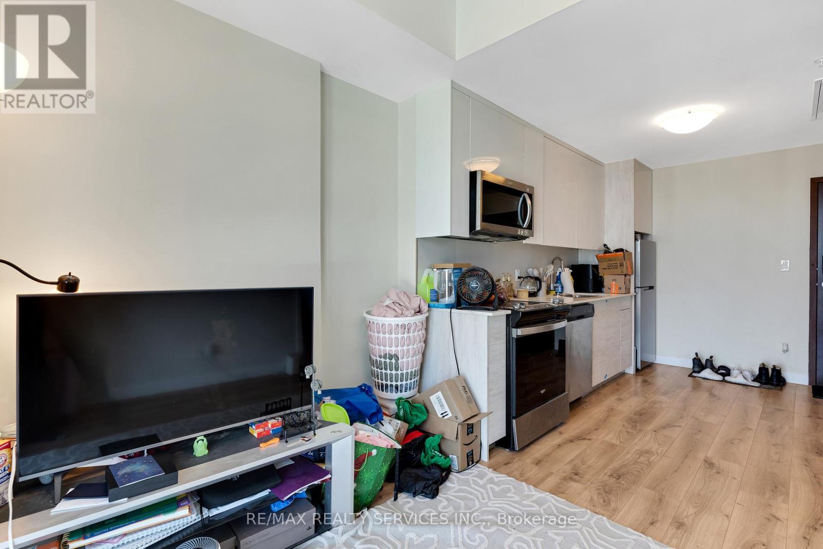 1901 - 60 Frederick Street, Kitchener, Ontario  N2H 0C7 - Photo 19 - X12901008