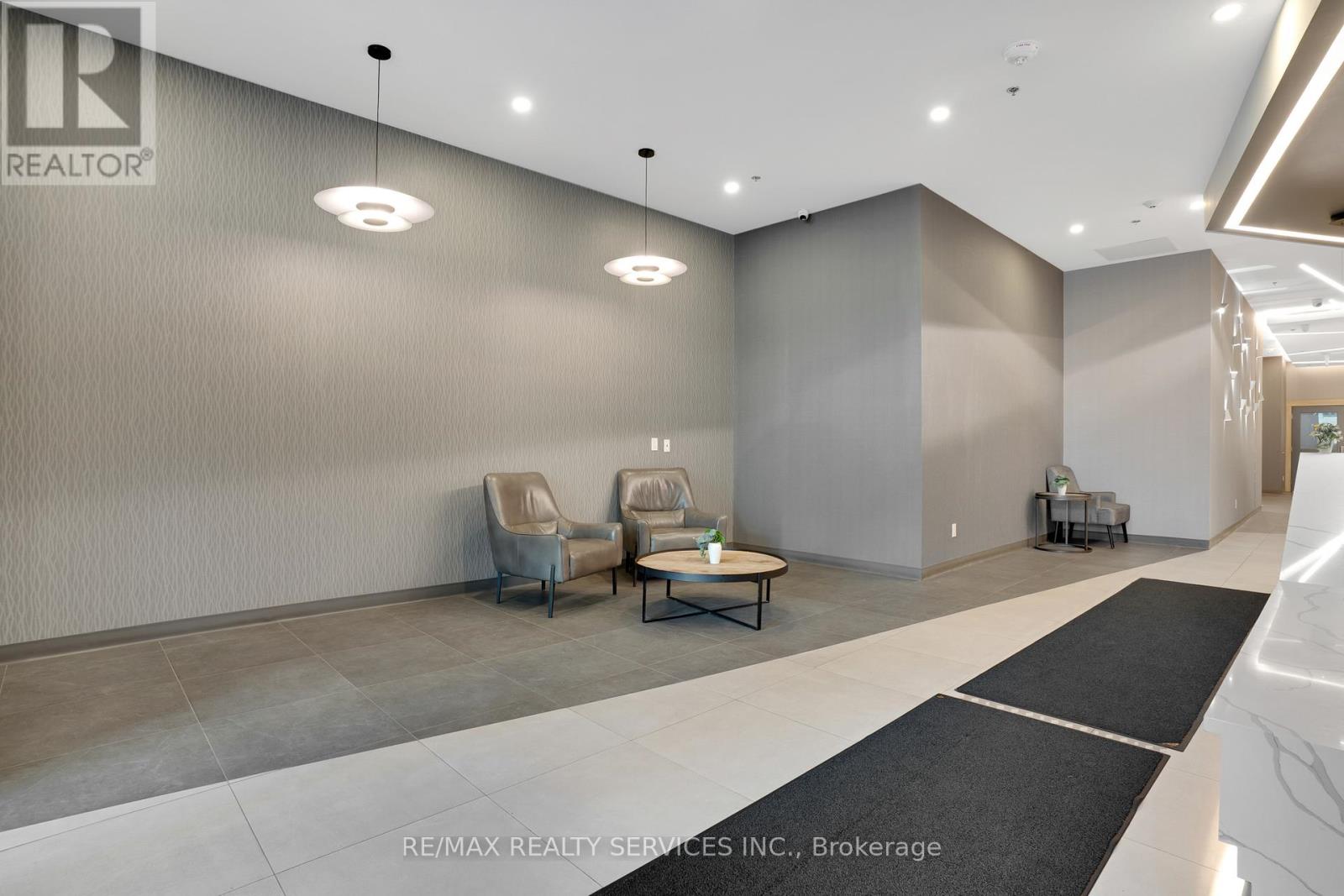 1901 - 60 Frederick Street, Kitchener, Ontario  N2H 0C7 - Photo 6 - X12901008