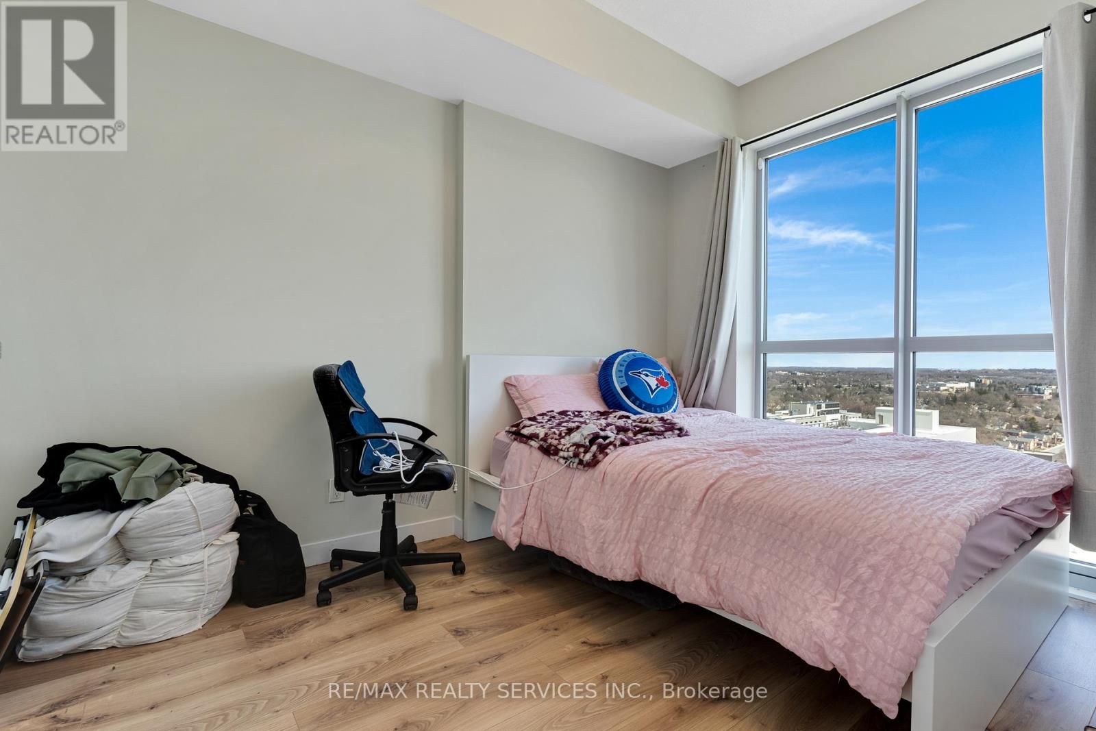 1901 - 60 Frederick Street, Kitchener, Ontario  N2H 0C7 - Photo 24 - X12901008