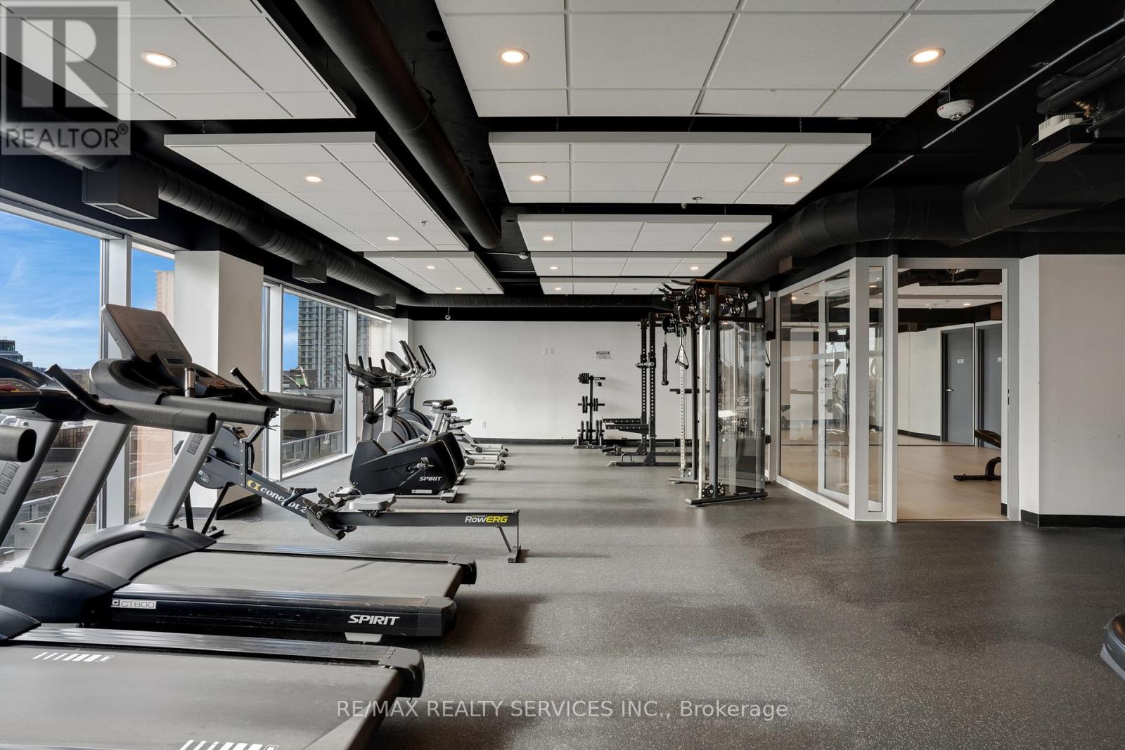 1901 - 60 Frederick Street, Kitchener, Ontario  N2H 0C7 - Photo 30 - X12901008