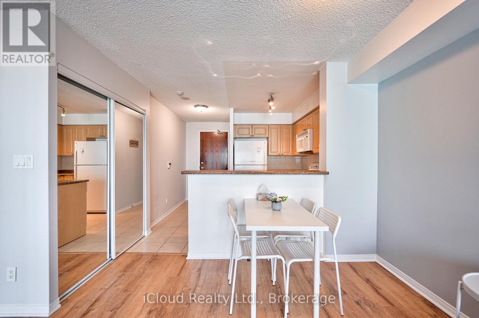 1509 - 7 Michael Power Place, Toronto, Ontario  M9A 0A4 - Photo 11 - W12971266