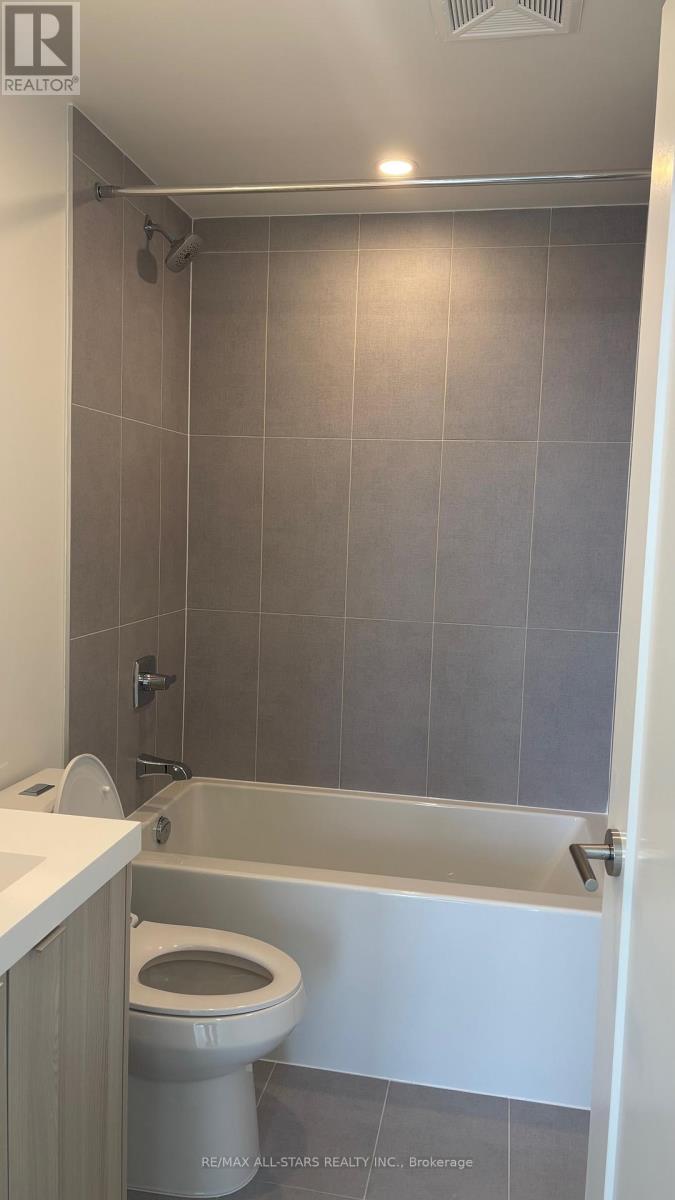 1502 - 60 Central Park Roadway, Toronto, Ontario  M9A 0E6 - Photo 13 - W12971280