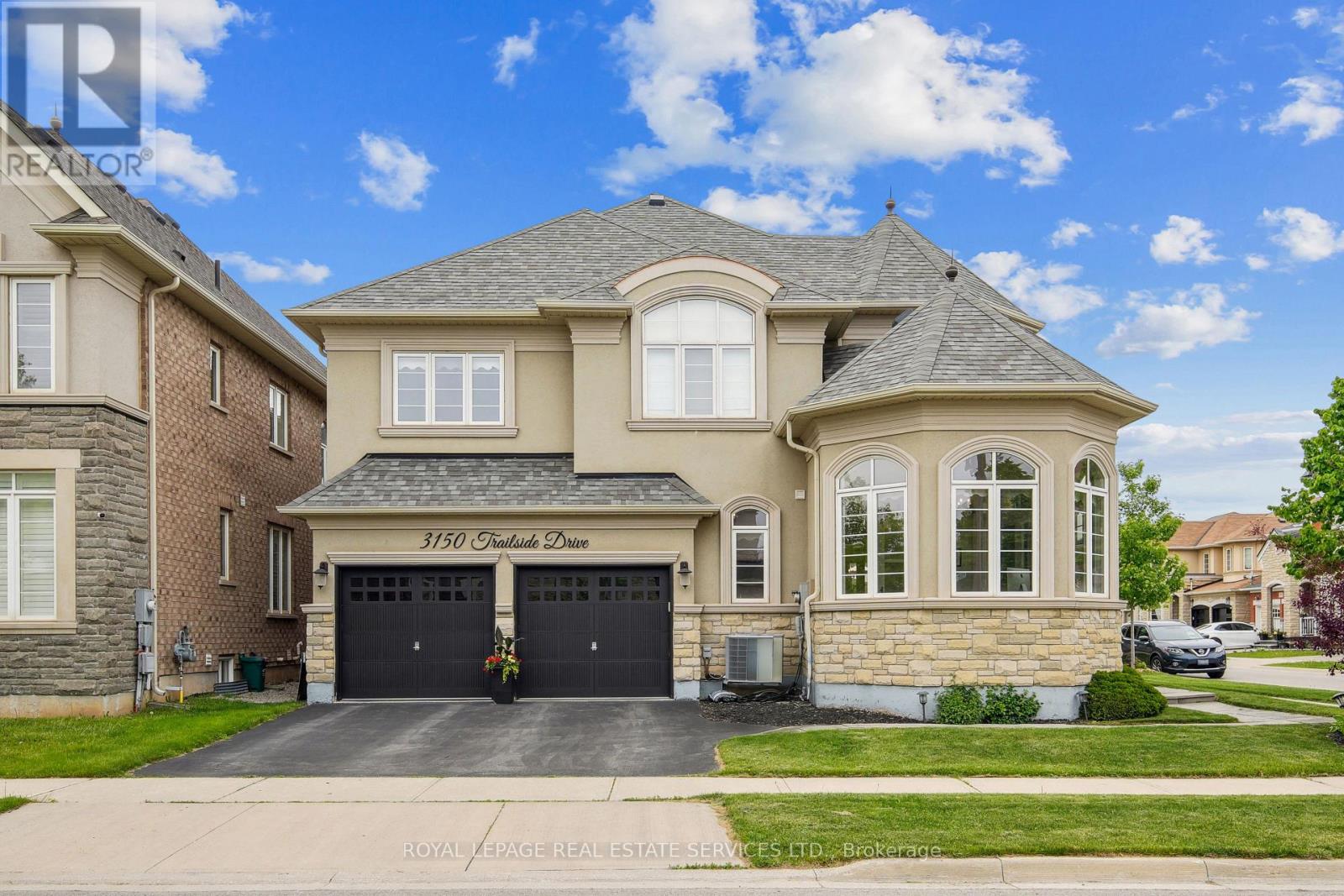 3150 Trailside Drive, Oakville, Ontario  L6M 0P6 - Photo 3 - W12971310