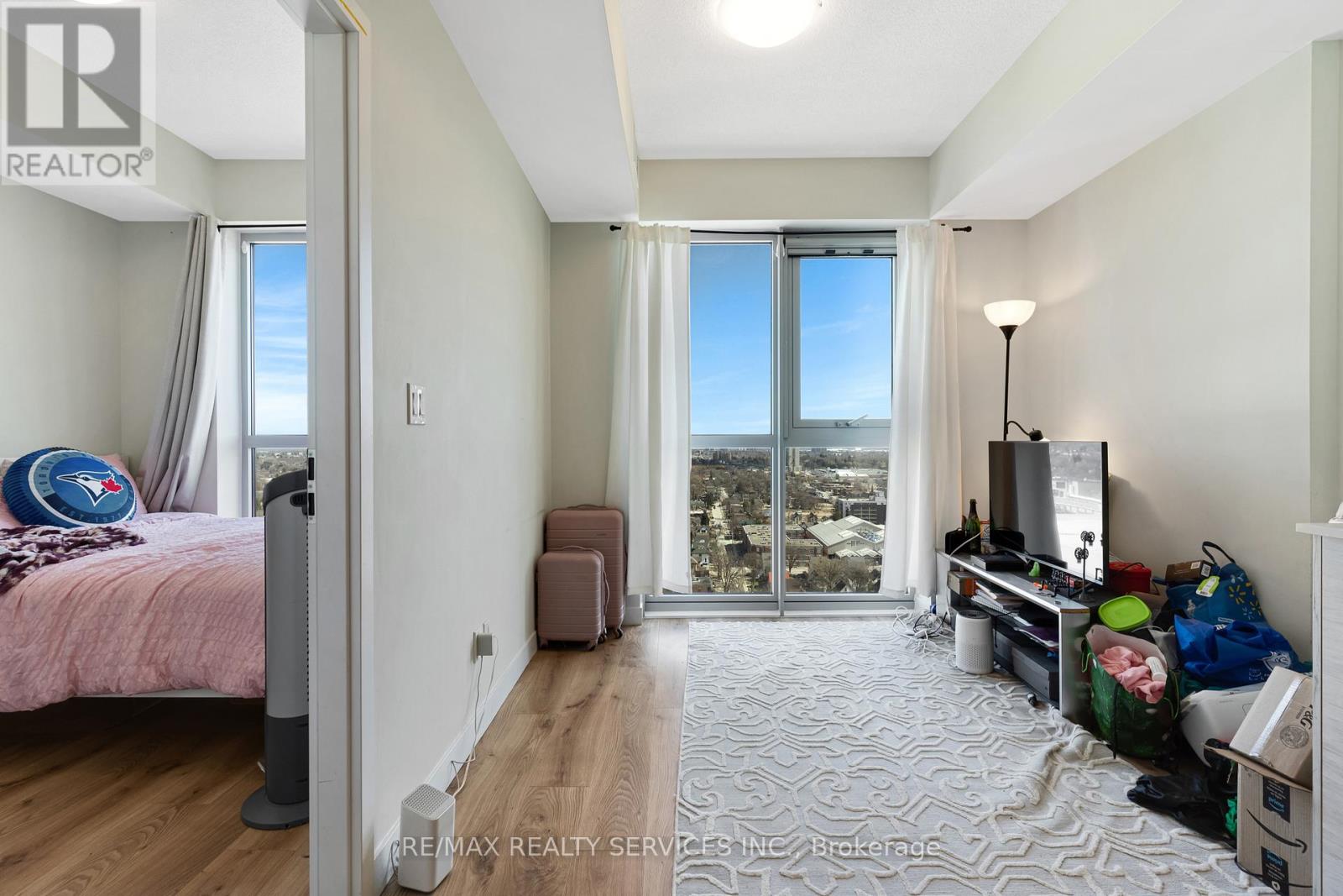 1901 - 60 Frederick Street, Kitchener, Ontario  N2H 0C7 - Photo 22 - X12901008