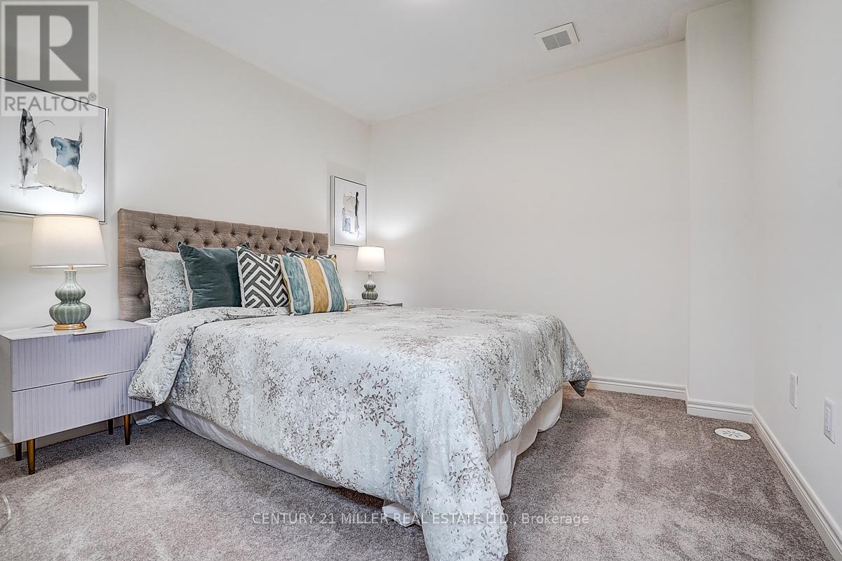 465 Manhattan Common, Oakville, Ontario  L6H 3P5 - Photo 32 - W12971318