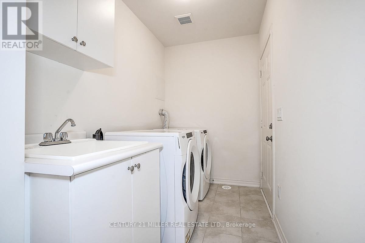 465 Manhattan Common, Oakville, Ontario  L6H 3P5 - Photo 8 - W12971318