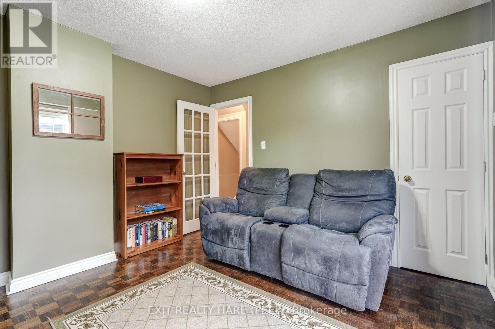 29 Trotters Lane, Brampton, Ontario  L6Y 1B5 - Photo 26 - W12971320