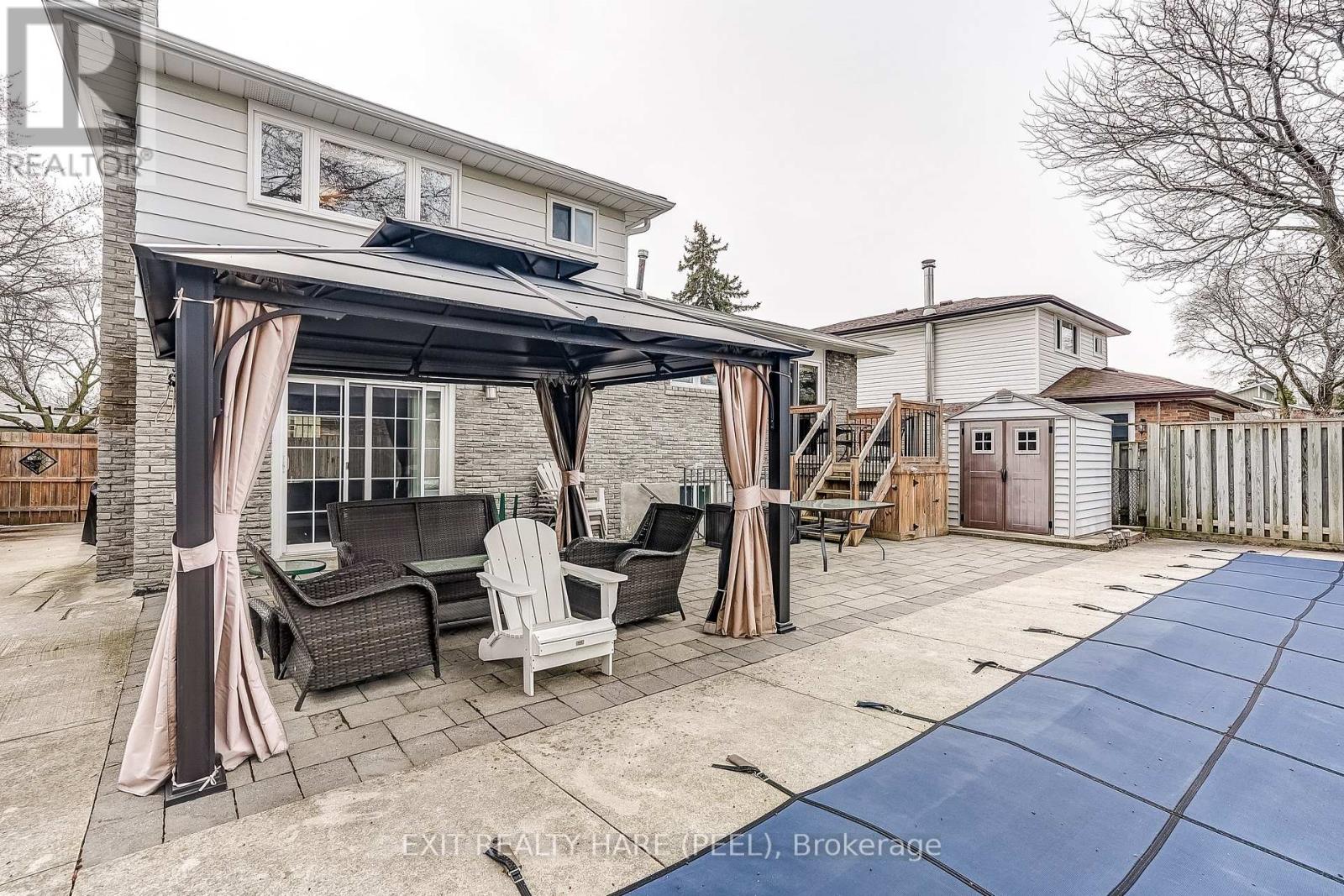 29 Trotters Lane, Brampton, Ontario  L6Y 1B5 - Photo 38 - W12971320