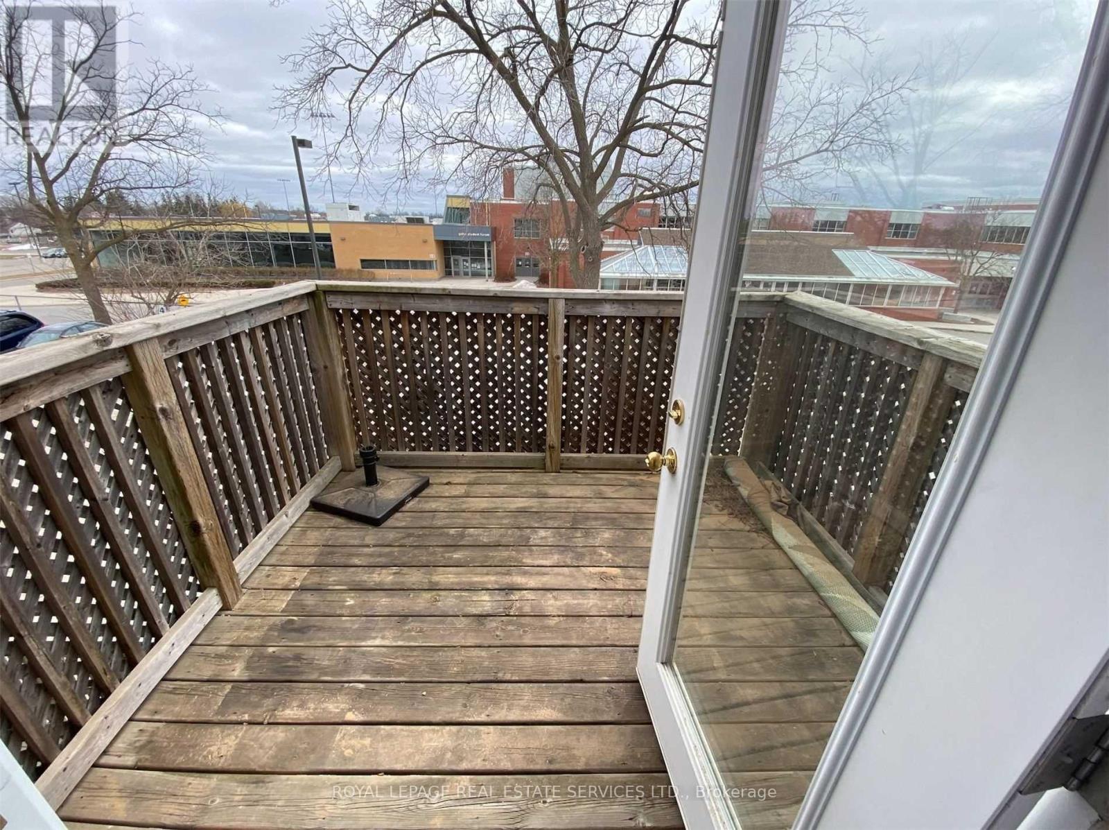 D - 76 Guelph Street, Halton Hills, Ontario  L7G 3Z5 - Photo 10 - W12971346