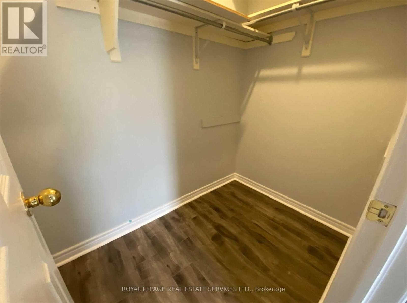 D - 76 Guelph Street, Halton Hills, Ontario  L7G 3Z5 - Photo 9 - W12971346