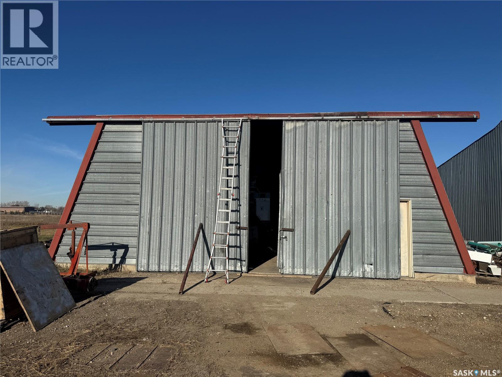 1000 First Avenue, Young, Saskatchewan  S0K 4Y0 - Photo 19 - SK032360