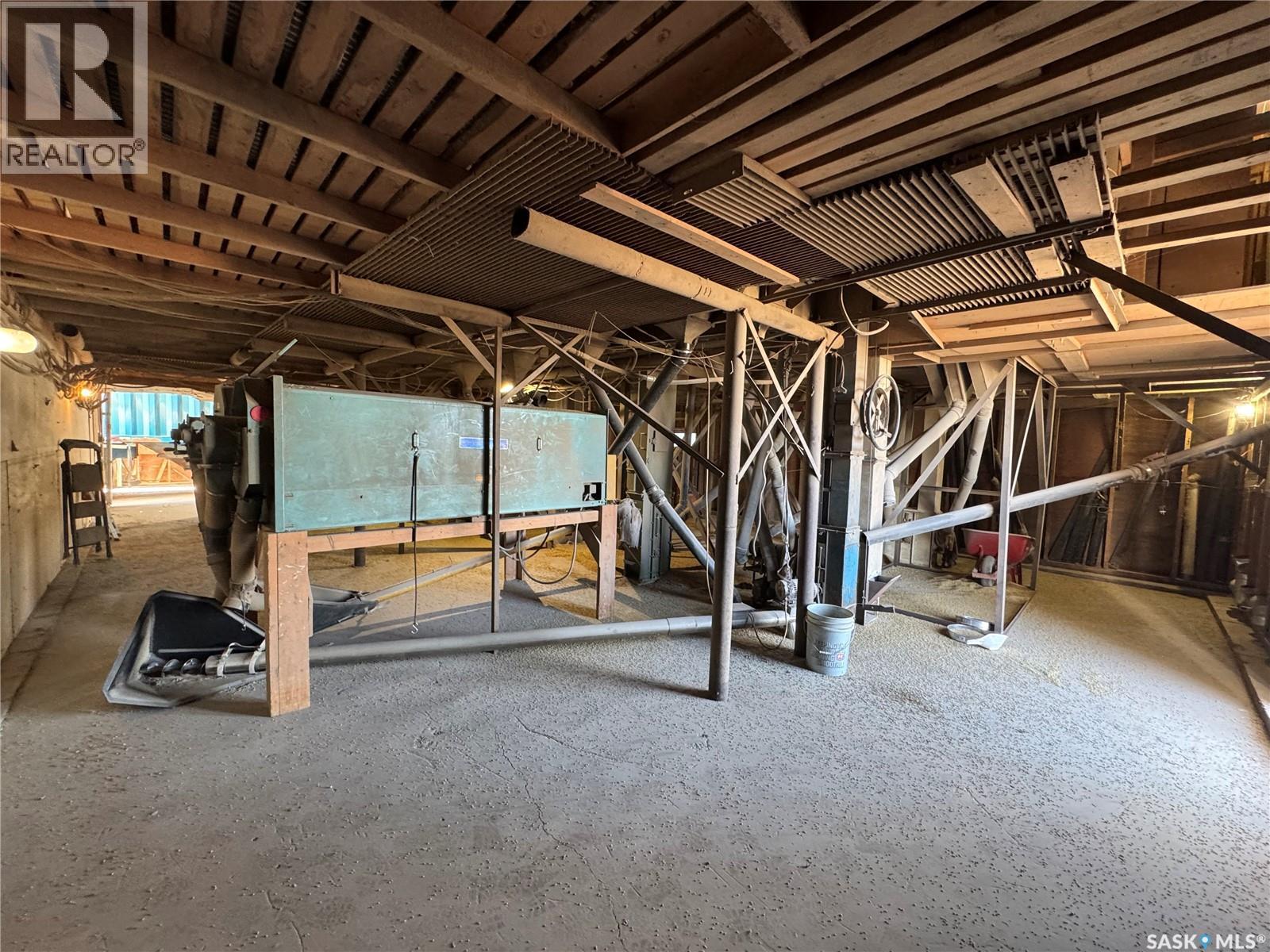 1000 First Avenue, Young, Saskatchewan  S0K 4Y0 - Photo 7 - SK032360