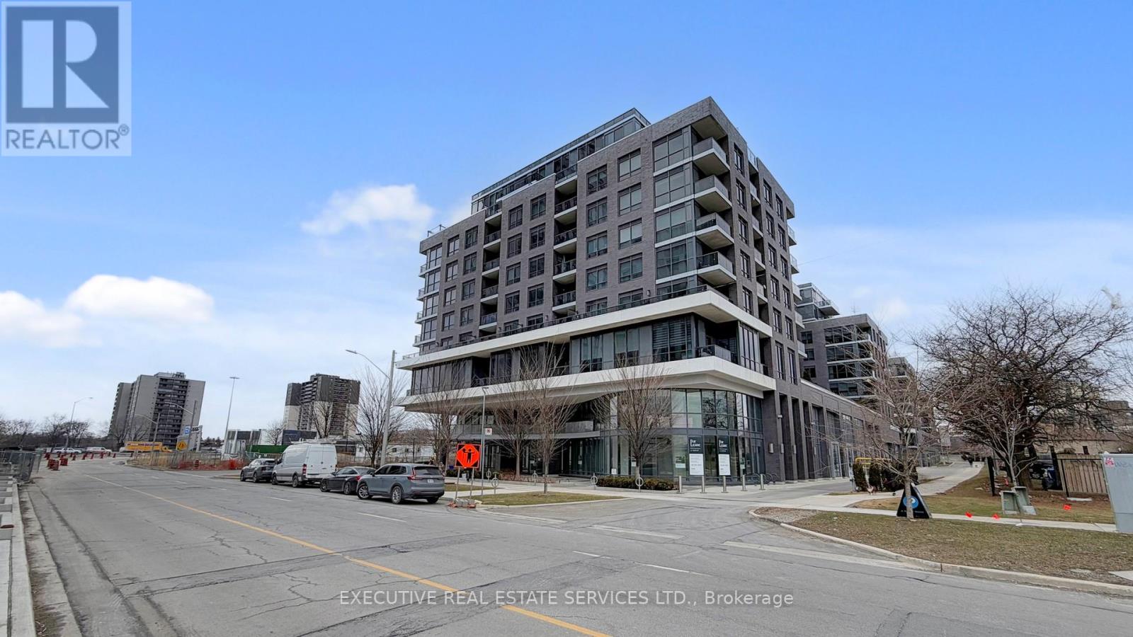 624 - 10 GIBBS ROAD, Toronto, Ontario
