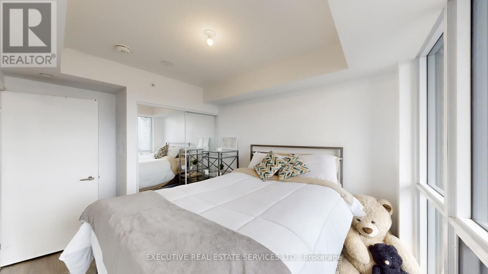 624 - 10 Gibbs Road, Toronto, Ontario  M9B 0E2 - Photo 18 - W12971418