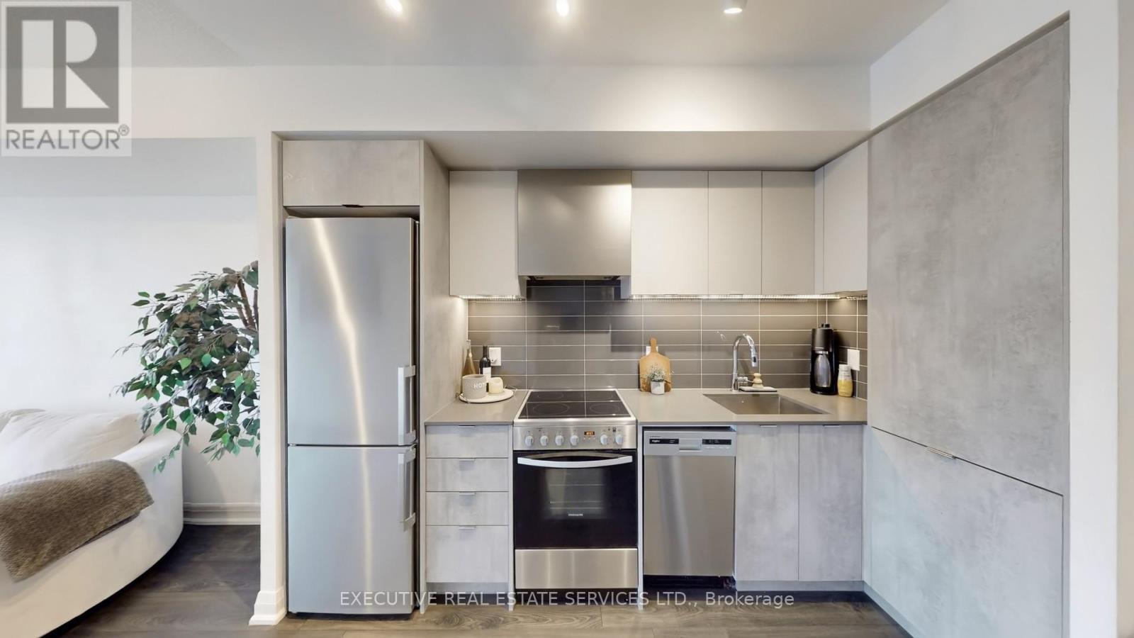 624 - 10 Gibbs Road, Toronto, Ontario  M9B 0E2 - Photo 9 - W12971418