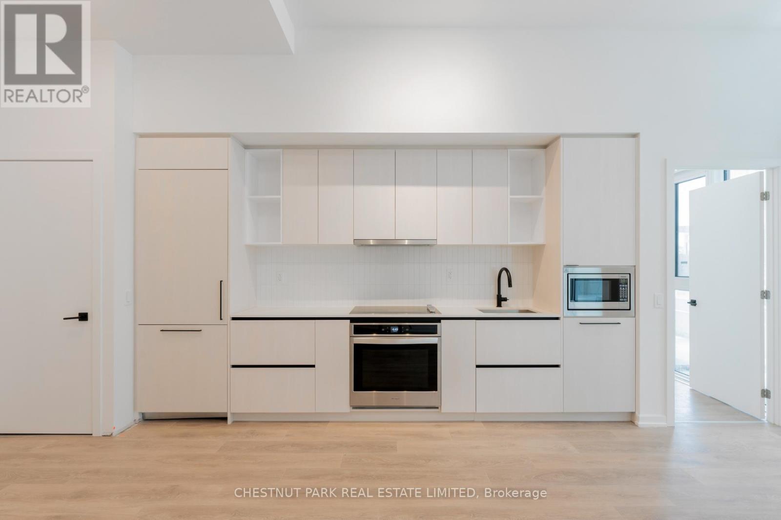 305 - 10 Graphophone Grove, Toronto, Ontario  M6H 0E5 - Photo 18 - W12971420