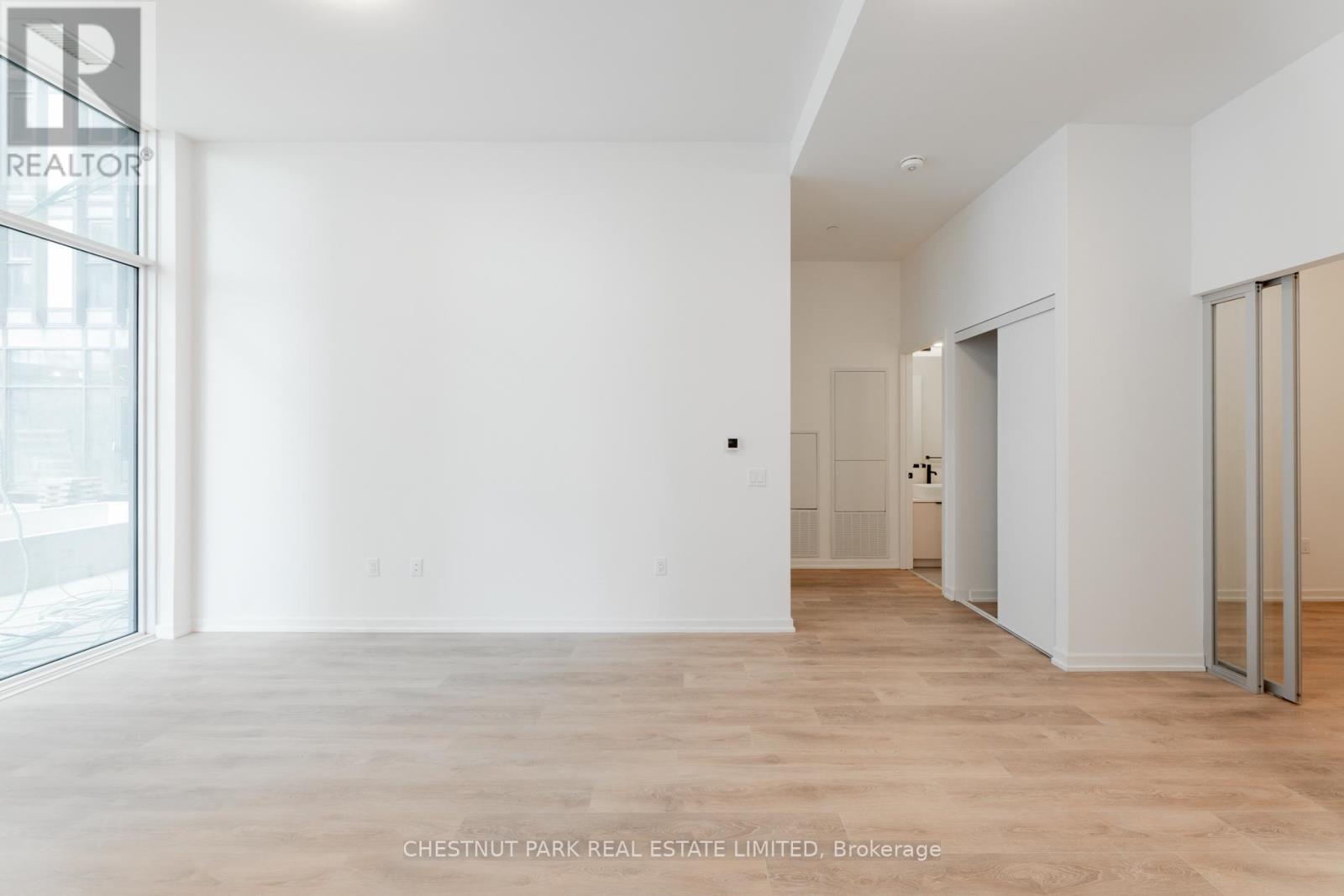 305 - 10 Graphophone Grove, Toronto, Ontario  M6H 0E5 - Photo 3 - W12971420