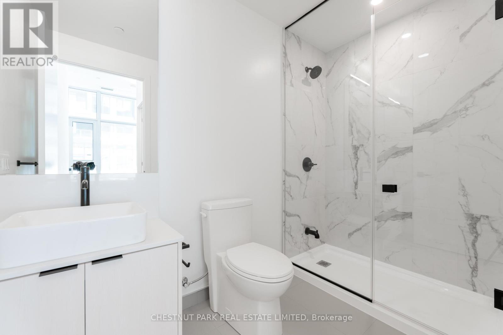 305 - 10 Graphophone Grove, Toronto, Ontario  M6H 0E5 - Photo 8 - W12971420