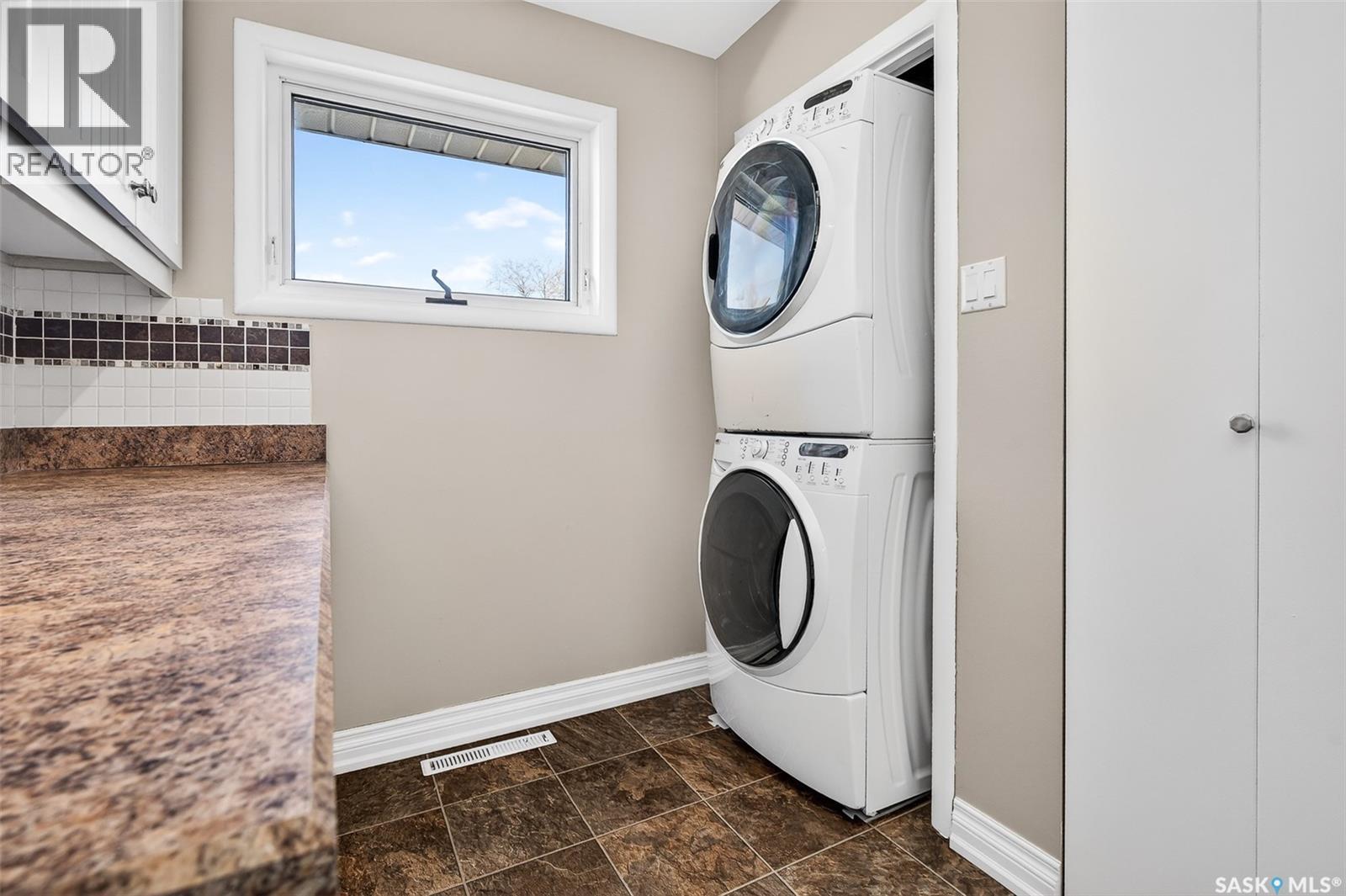 837 Keith Street, Moose Jaw, Saskatchewan  S6H 5R3 - Photo 14 - SK032321