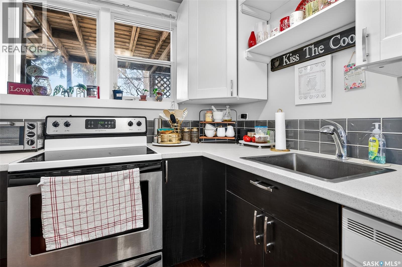 837 Keith Street, Moose Jaw, Saskatchewan  S6H 5R3 - Photo 43 - SK032321