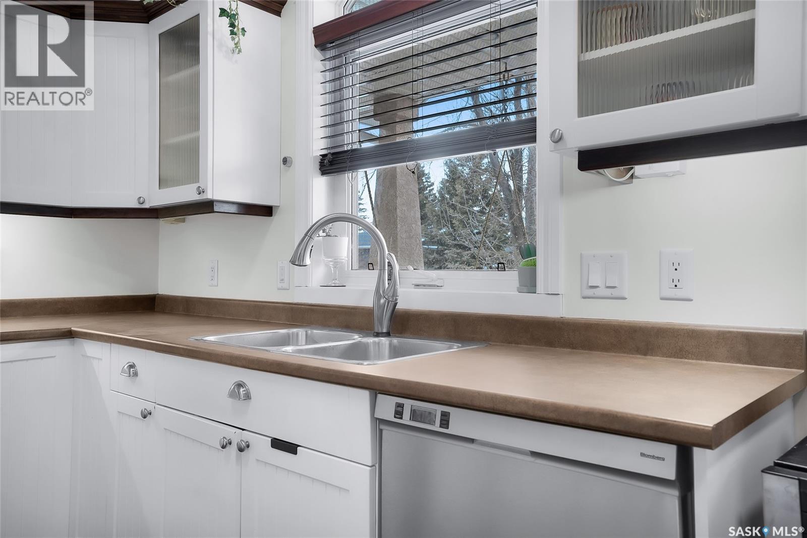 608 3rd Street N, Martensville, Saskatchewan  S0K 2T0 - Photo 14 - SK032309