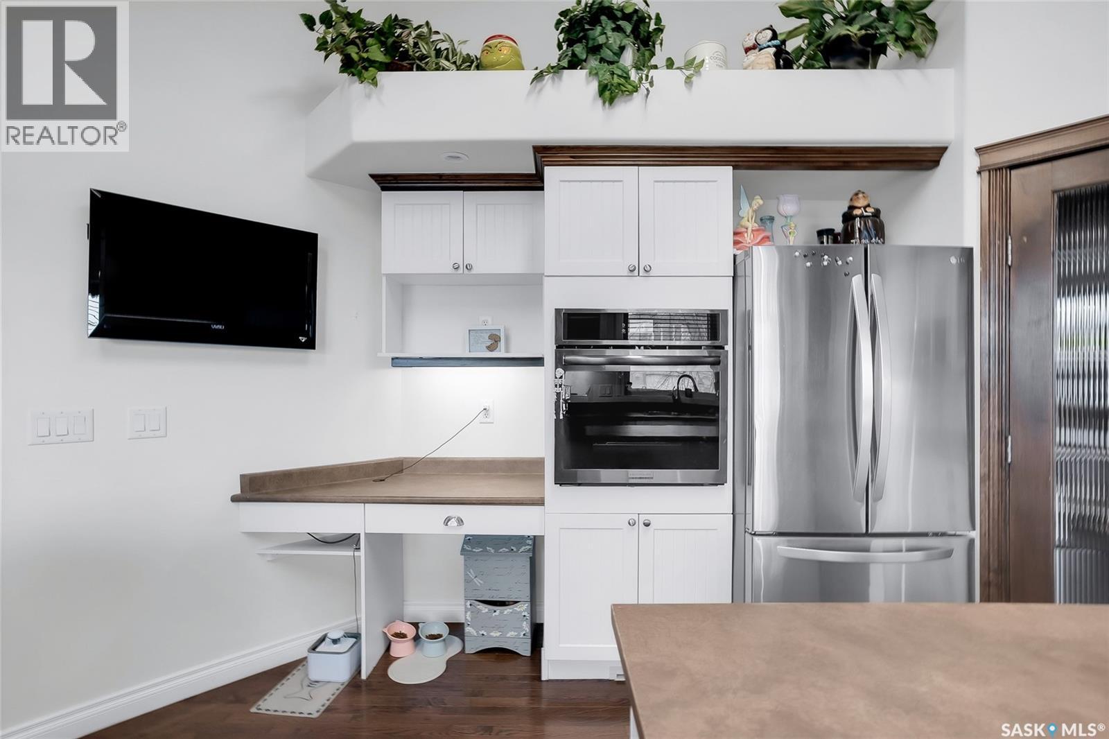 608 3rd Street N, Martensville, Saskatchewan  S0K 2T0 - Photo 17 - SK032309