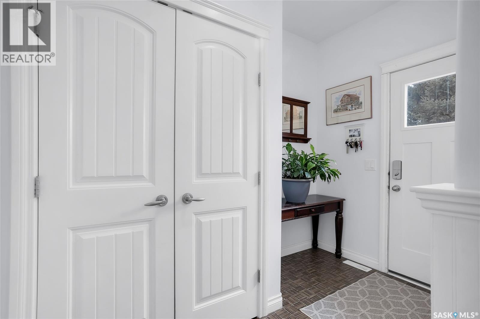 608 3rd Street N, Martensville, Saskatchewan  S0K 2T0 - Photo 21 - SK032309