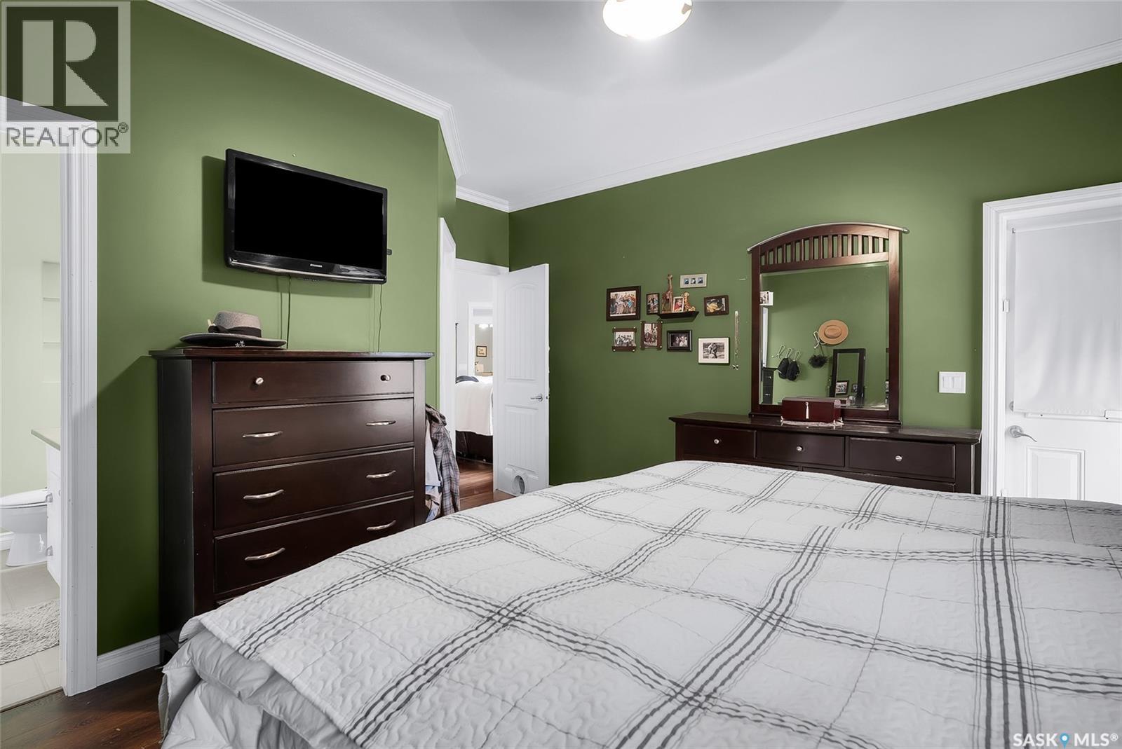 608 3rd Street N, Martensville, Saskatchewan  S0K 2T0 - Photo 23 - SK032309